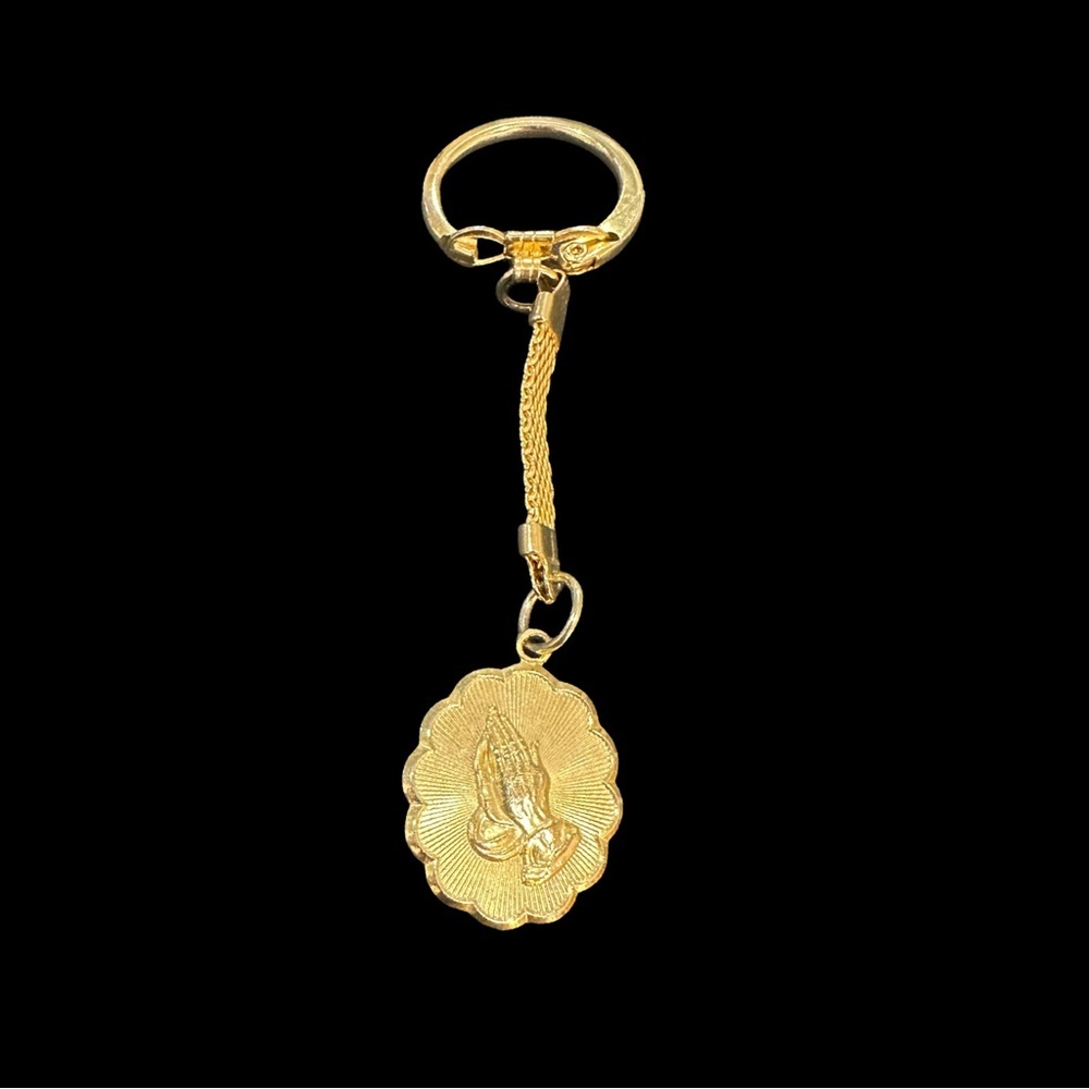 Vintage Serenity Prayer Key Chain Gold Tone Praying Hands Keyring